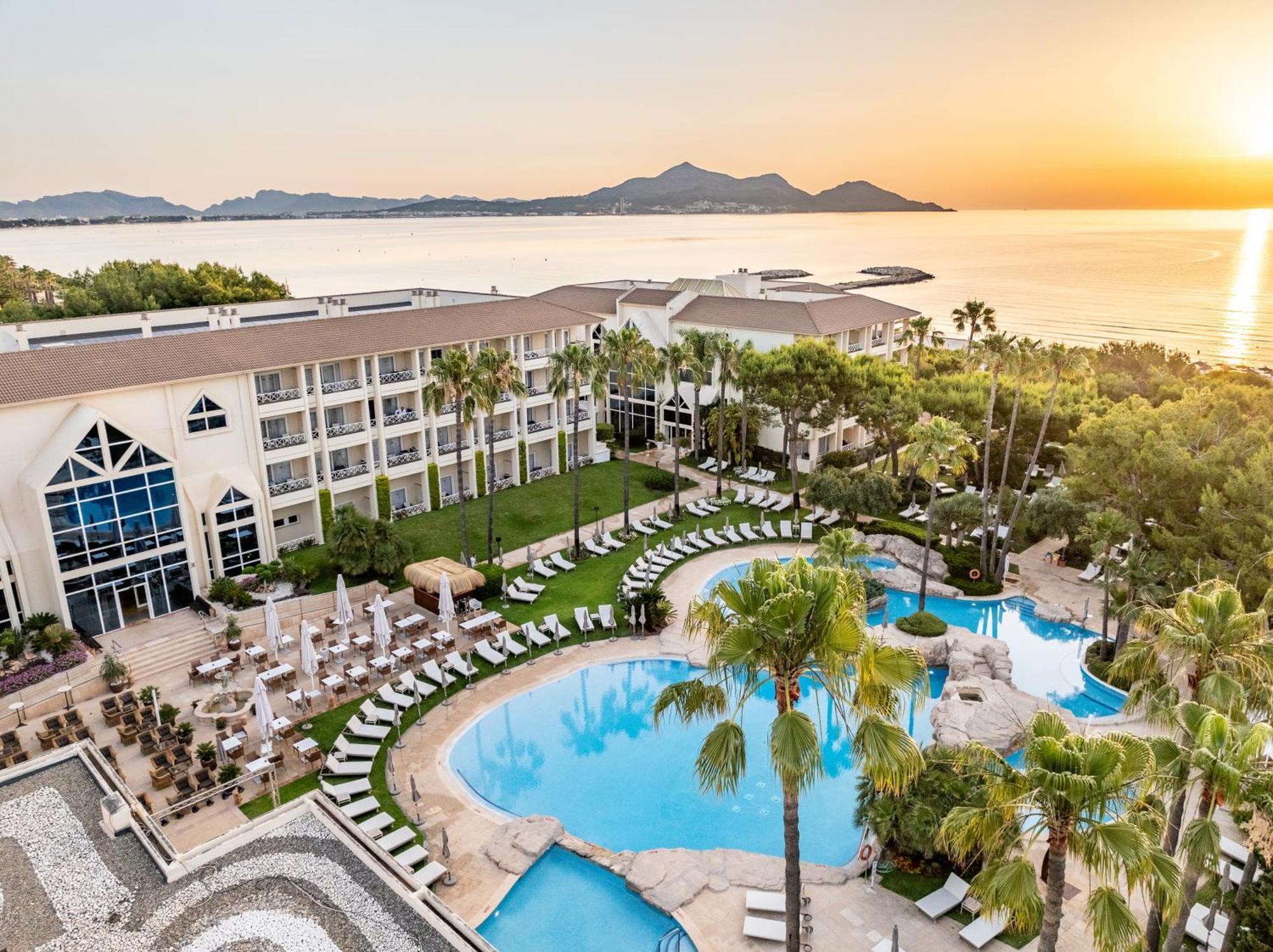 自然公园与水疗集团酒店 穆罗海滩 外观 照片 Hilton Dalaman Resort & Spa